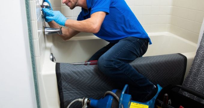 Débouchage douche et baignoire à Bruxelles