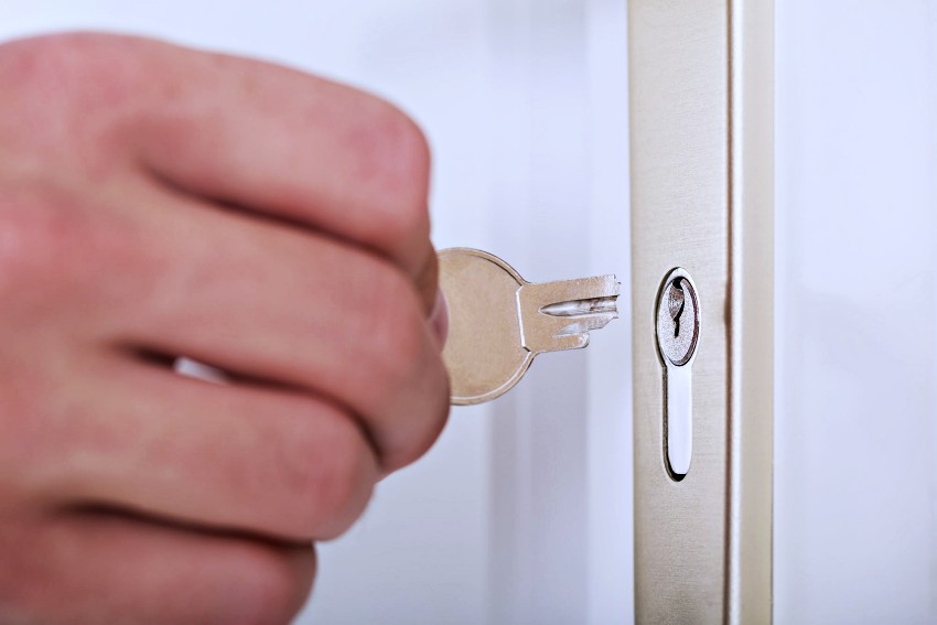 Porte bloquée ou clé cassée comment réagir