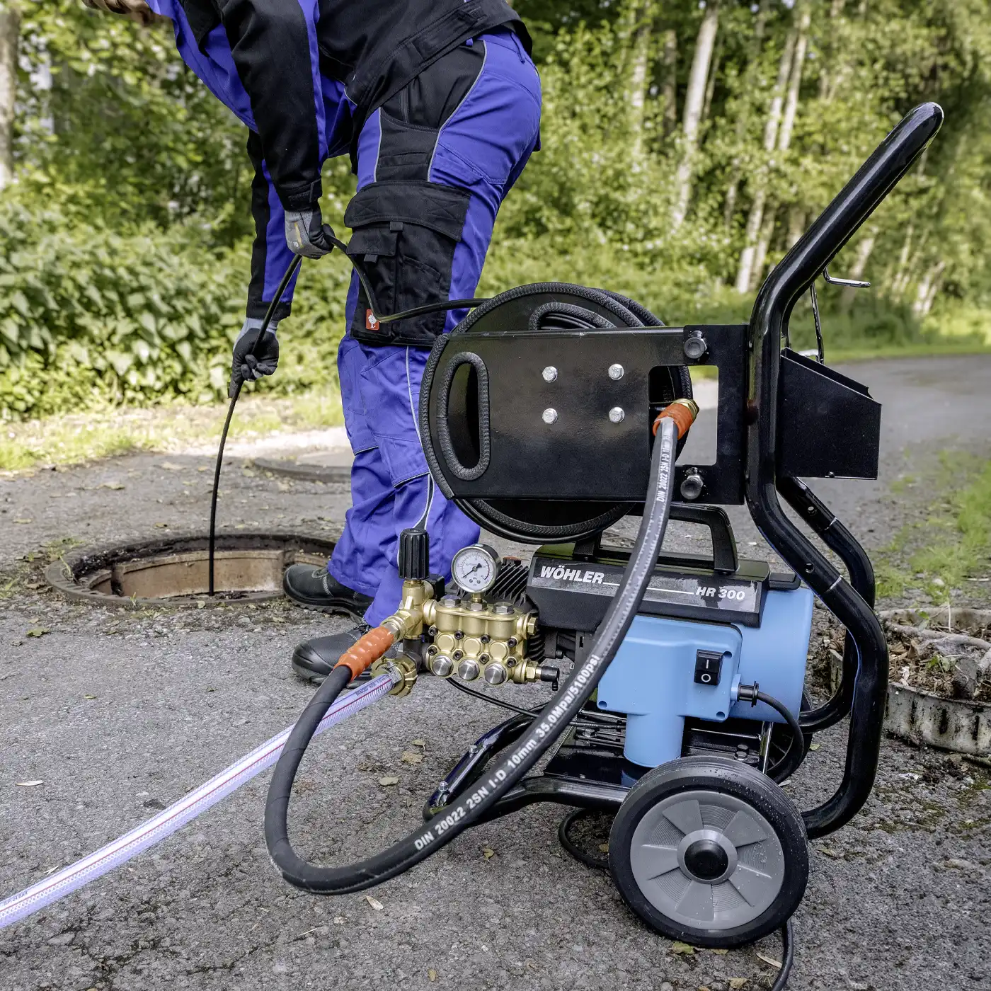 Matériel d'hydrocurage haute pression pour canalisations